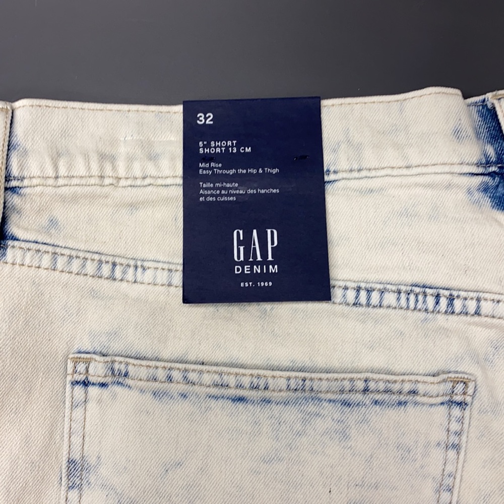 GAP shorts - Picture 5 of 7